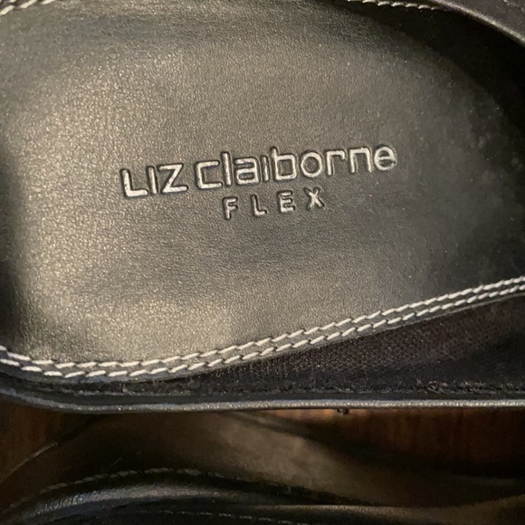 Liz Claiborne Flex comfy black leather slip-on shoes - Picture 4 of 5